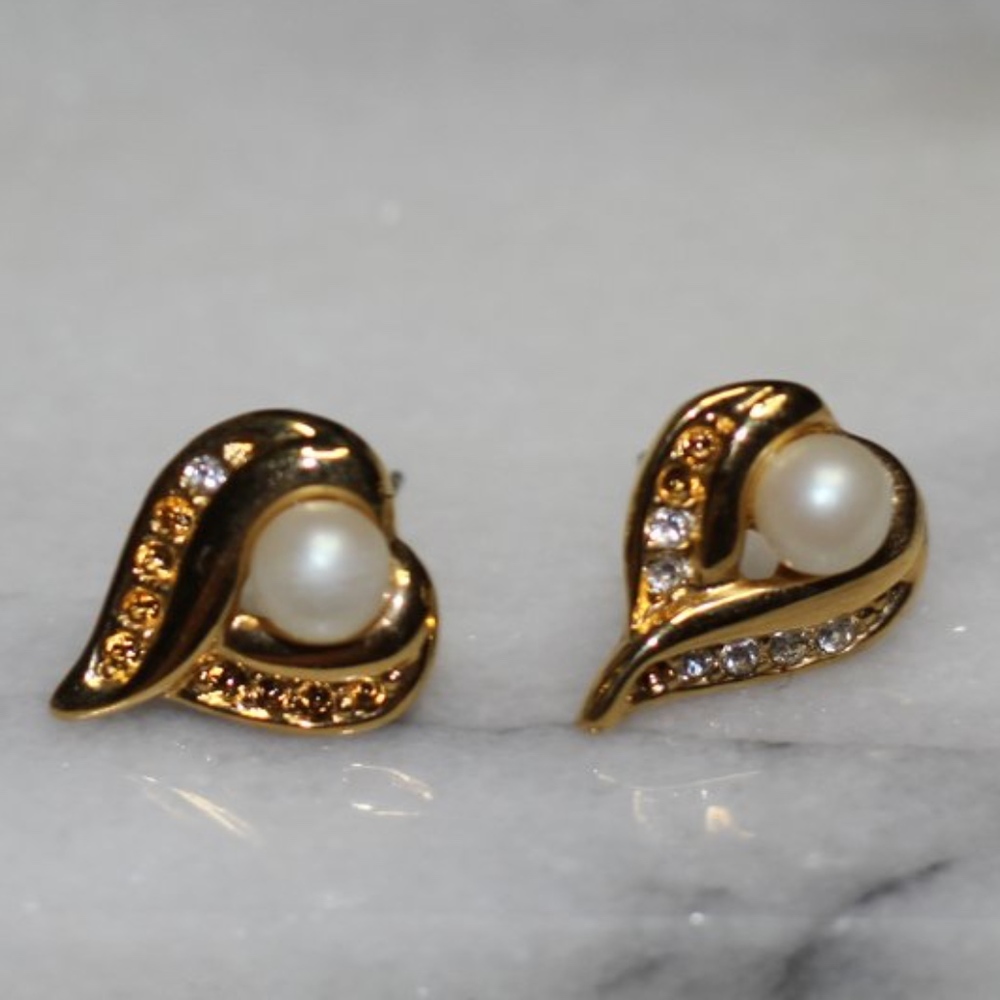 Gold & Pearl Heart Earrings